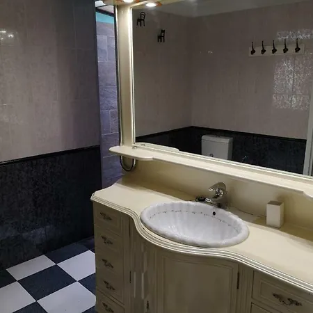 Con Piscina Privada Hébergement de vacances