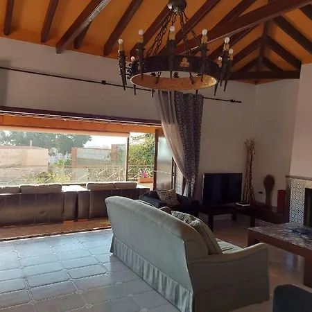度假居 Con Piscina Privada 托雷莫利诺斯