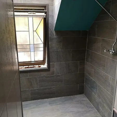 Con Piscina Privada 度假居
